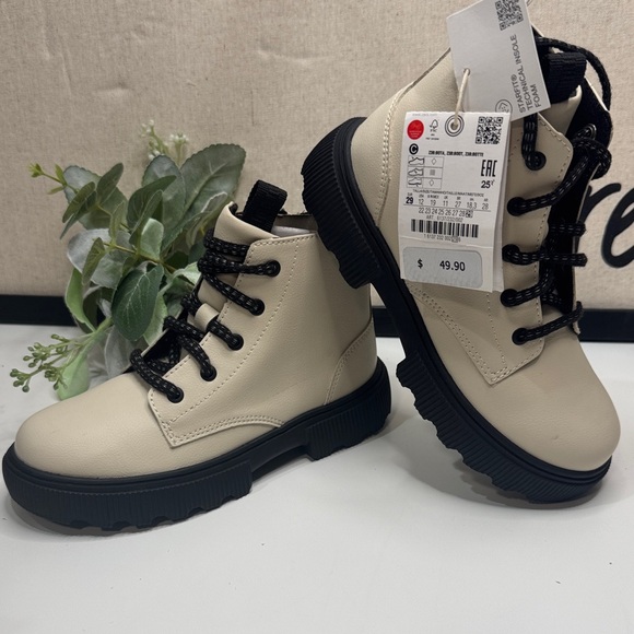 Zara Kids Beige Lace-Up Boots - Picture 8 of 9